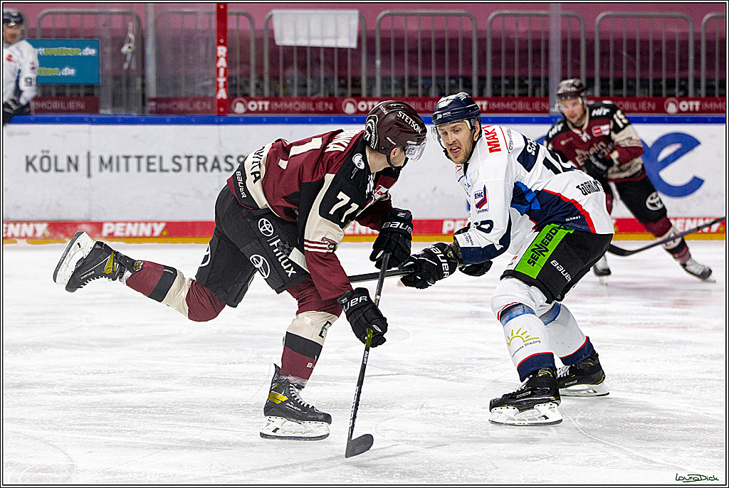 PENNY DEL;  Koelner Haie - Straubing Tigers; Koeln, 14.04.2021